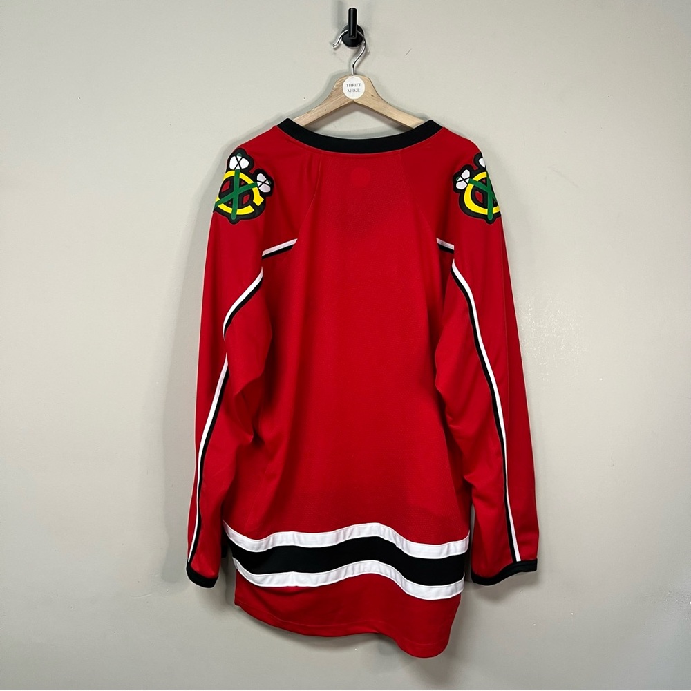 Chicago Blackhawks Hockey Jersey - Picture 4 of 5